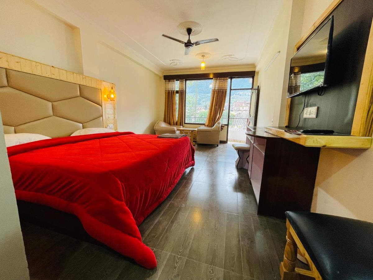 Hotel Hawa Mahal Manāli Екстериор снимка